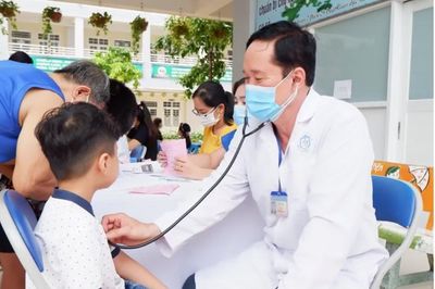 TP Hồ Chí Minh: Học sinh, sinh viên được khám sức khỏe định kỳ miễn phí
