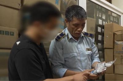 Hà Nội tăng cường kiểm soát thị trường, xử lý nghiêm hàng giả