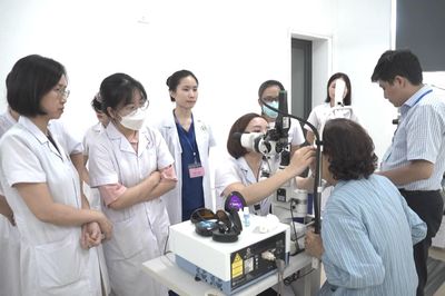 30 năm đồng hành mang ánh sáng cho người dân Việt Nam