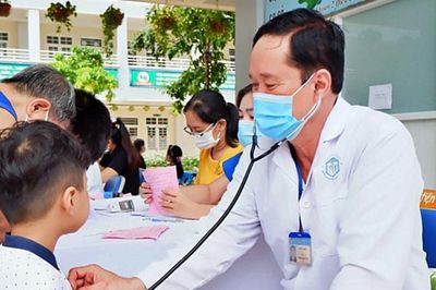 Học sinh, sinh viên Thành phố Hồ Chí Minh được khám sức khỏe định kỳ miễn phí