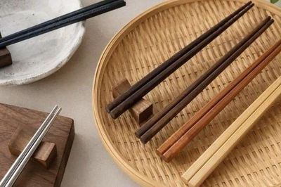 Cảnh báo: Dùng đũa quá lâu có thể gây hại, nhiều người vẫn không hề hay biết