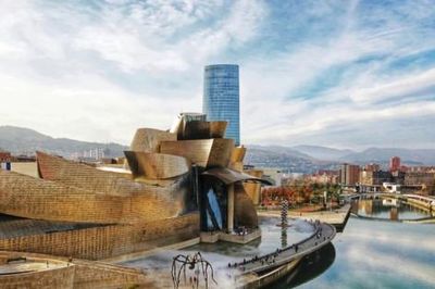 Bilbao - Tái sinh đô thị ven sông từ một thành phố công nghiệp