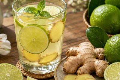 Lợi ích của nước chanh gừng