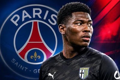 PSG chốt giá mua tuyển thủ Nhật Bản