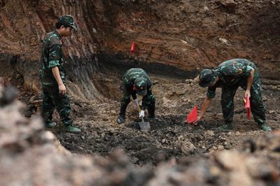 Tìm thấy 245 bộ hài cốt tại 2 rãnh mộ ở Công viên Lê Thị Riêng