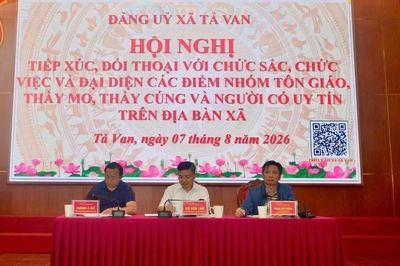 Hơn 100 chức sắc, người uy tín ở Tả Van được tập huấn kỹ năng dân vận