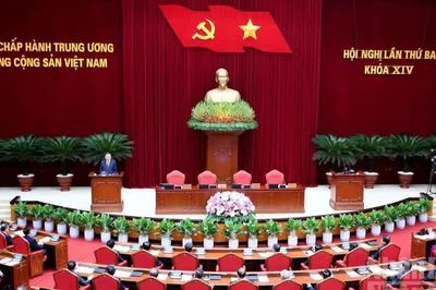 Xây dựng đội ngũ cán bộ cơ sở tinh gọn, chuyên nghiệp