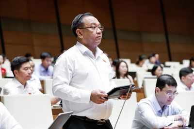 Quốc hội thảo luận Dự án Luật sửa đổi, bổ sung một số điều của 9 luật về quân sự, quốc phòng