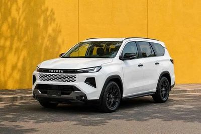 [GALLERY] Toyota Innova Cross 2027 mới lộ diện, thiết kế 'lột xác'
