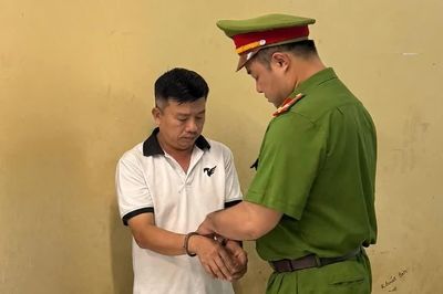 Nguyên Trưởng Ban quản lý chung cư bị bắt vì lừa bán căn hộ tái định cư