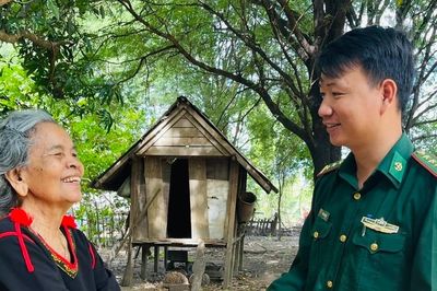 Những nữ chiến sĩ Gia Rai năm xưa thành 'thủ lĩnh' bản làng hôm nay