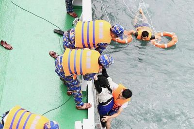 Vụ 4 người bị sóng cuốn ở Sơn Trà: Nạn nhân kể 8 giờ lênh đênh trên biển