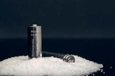 Mỹ phát triển pin từ muối ăn
