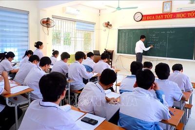 Thanh Hóa: Hoàn thành việc xây dựng, phê duyệt Đề án sắp xếp các cơ sở giáo dục trước ngày 15/8
