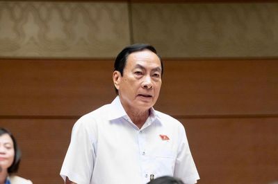 Đề xuất tách chức danh Bí thư Đảng ủy xã và Chính trị viên Ban Chỉ huy quân sự cấp xã
