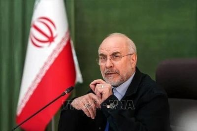 Iran yêu cầu ông Trump chấm dứt “ngoại giao diễn kịch”
