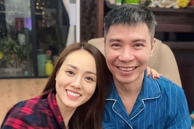 Vợ kém NSND Công Lý 15 tuổi: 'Mẹ nói đúng một câu khi tôi cưới'