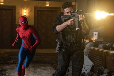 Spider-Man vượt mốc 140 tỷ đồng sau hơn 1 tuần công chiếu