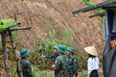 Phường Nam Cường kiểm tra thực địa, đánh giá cấp độ nguy hiểm tại các điểm có nguy cơ sạt lở cao