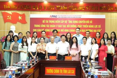 Hội thảo trao đổi, thảo luận "Ứng dụng chuyển đổi số trong đào tạo, bồi dưỡng cán bộ theo mô hình chính quyền địa phương hai cấp"