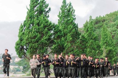 'Bước chân chiến sĩ - Vì Nhân dân phục vụ': Rèn luyện bản lĩnh, hướng về biển đảo quê hương