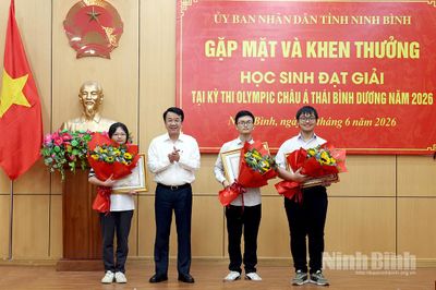 Làm gì để thu hút và giữ chân người tài ở lại làm việc?