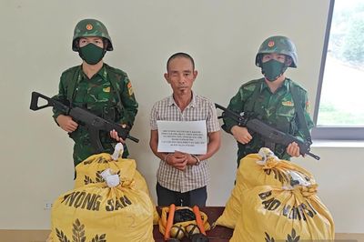 Bộ đội Biên phòng ngăn chặn vụ vận chuyển trái phép vật liệu nổ qua biên giới
