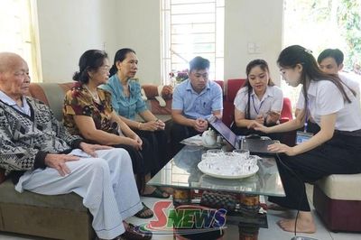 Phường Tô Hiệu giải quyết thủ tục hành chính lưu động tại nhà cho người có công và người cao tuổiPhường Tô Hiệu giải quyết thủ tục hành chính lưu động tại nhà cho người có công và người cao tuổi