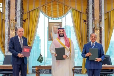 Arab Saudi, Pakistan và Thổ Nhĩ Kỳ ký thỏa thuận phòng thủ chung