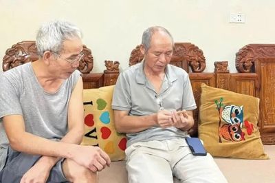 Từ bức ảnh dưới mộ tập thể sau hơn 50 năm hé lộ danh tính liệt sĩ