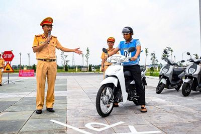 Mở chiến dịch đào tạo kỹ năng lái xe an toàn