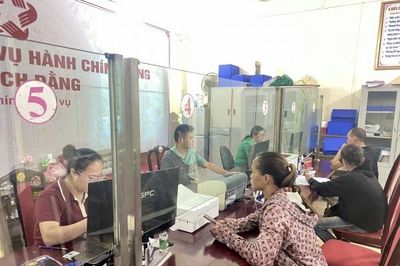 Lấy sự hài lòng của người dân, doanh nghiệp làm thước đo chất lượng phục vụ