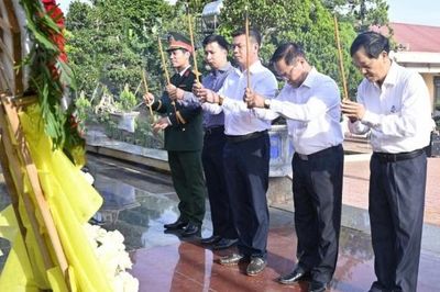 Tổ chức lấy mẫu AND 70 hài cốt liệt sĩ chưa xác định thông tin tại xã Ea Kar tỉnh Đắk Lắk
