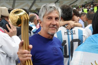 Báo Argentina: Bố Messi qua đời