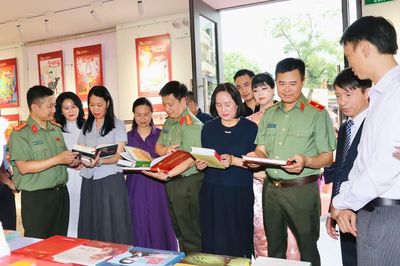 50 năm An ninh Thủ đô: Những 'trang sử bằng báo chí' vì bình yên Thủ đô