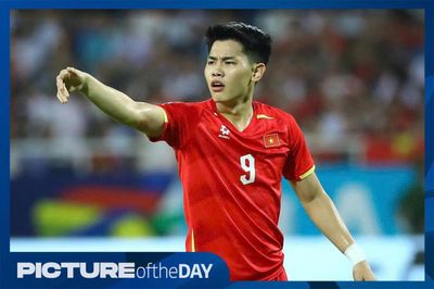 Khoảnh khắc ASEAN Cup: Đình Bắc dẫn đầu danh sách Vua phá lưới