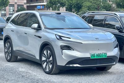 Sau Honda, GM gia hạn liên doanh tại Trung Quốc thêm 20 năm