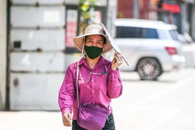Thời tiết ngày 9/8: Bắc Bộ và Trung Bộ nắng nóng diện rộng, Nam Bộ mưa dông nhiều nơi