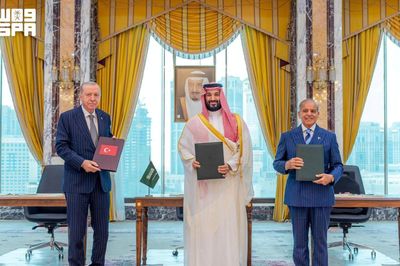 Saudi Arabia, Thổ Nhĩ Kỳ và Pakistan ký hiệp ước phòng thủ chung