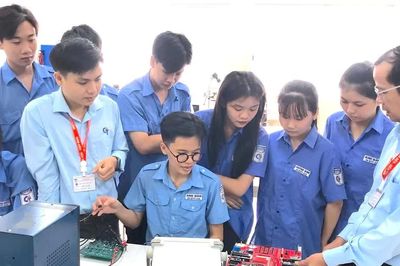 Đổi mới đào tạo để sát thị trường lao động