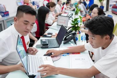 [CẬP NHẬT] Diễn biến điểm chuẩn tuyển sinh của các trường 'hot'