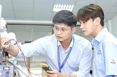 Trường ĐH Công nghệ Kỹ thuật TPHCM: 30/81 ngành có điểm chuẩn từ 24 trở lên