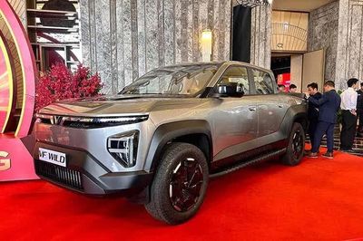 [GALLERY] VinFast VF Wild lộ diện bản thương mại, sẽ có thêm động cơ EREV?