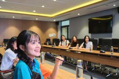 ĐH Kinh tế TPHCM công bố điểm chuẩn, ngành cao nhất lấy 97/100