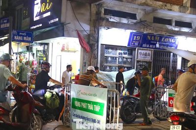 Người Hà Nội 'tập thói quen' mới ở vùng phát thải thấp