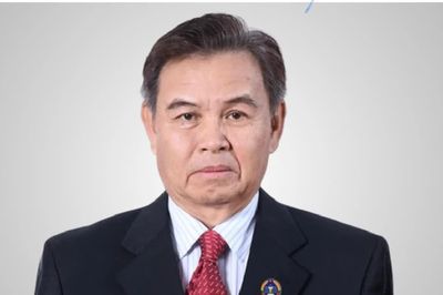 Việt Nam để tang đồng chí Saysomphone Phomvihane theo nghi thức Quốc tang trong hai ngày