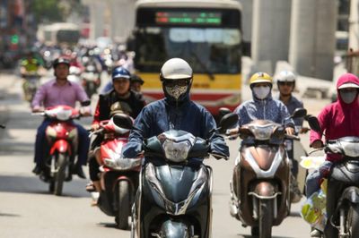 Đợt nắng nóng gay gắt kéo dài ở miền Bắc bao giờ kết thúc?