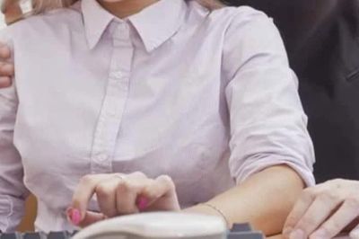 Quấy rối tình dục tại nơi làm việc phải xin lỗi công khai