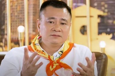 NSND Tự Long công khai nói về 'nóc nhà'