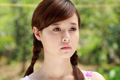 Midu gây chú ý